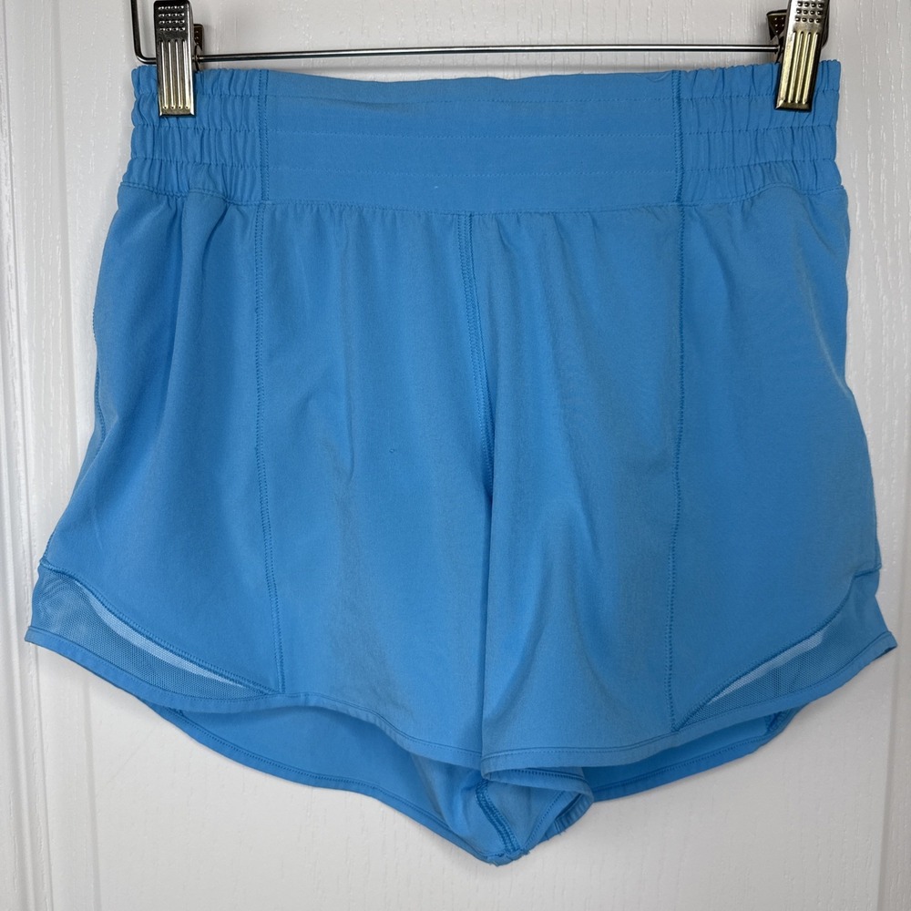 Lululemon Hotty Hot High Rise 4 Inch Lined Shorts Womens Size 4 Light Blue Mesh